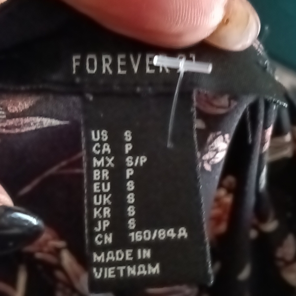 Forever 21 blouse - Picture 5 of 6